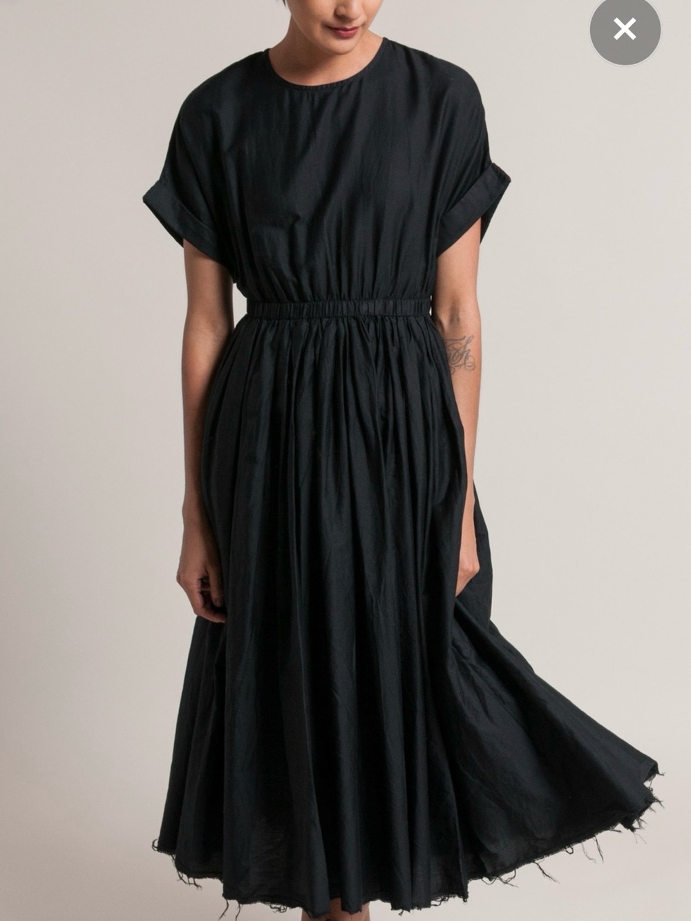 Relaxed Elastic-Waist Navy Midi Dress with Short Sleeves
